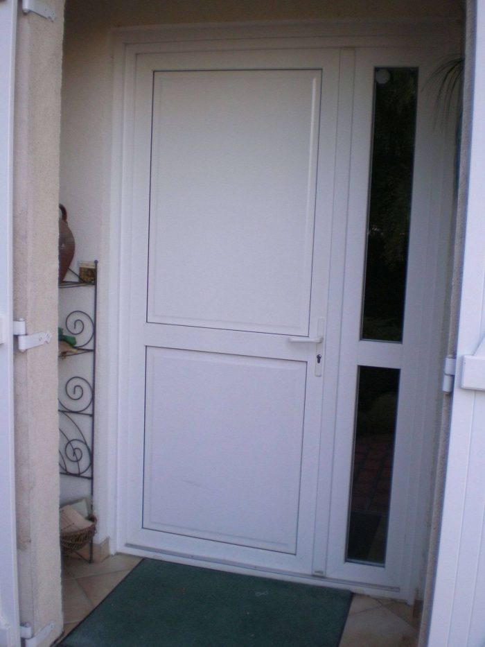 Porte d'entrée pvc pleine