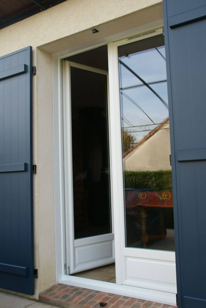 Porte fenêtre en PVC sur mesure