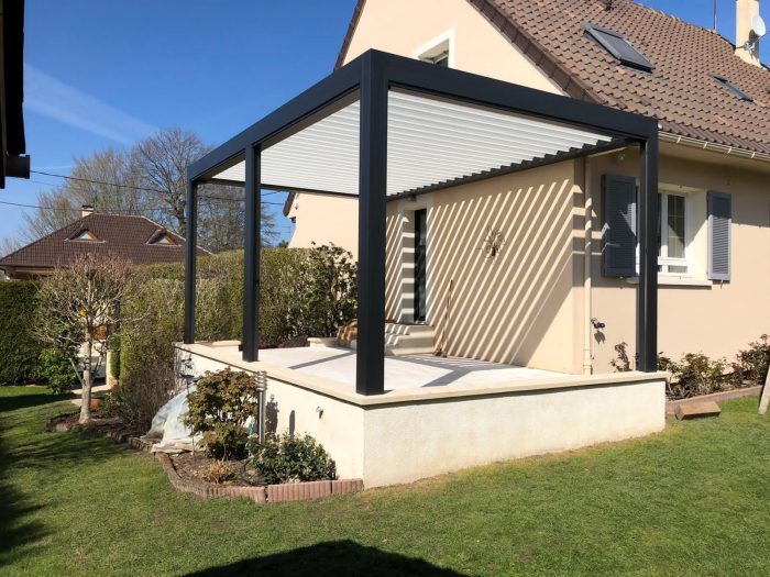 pergola avec lames rétractables